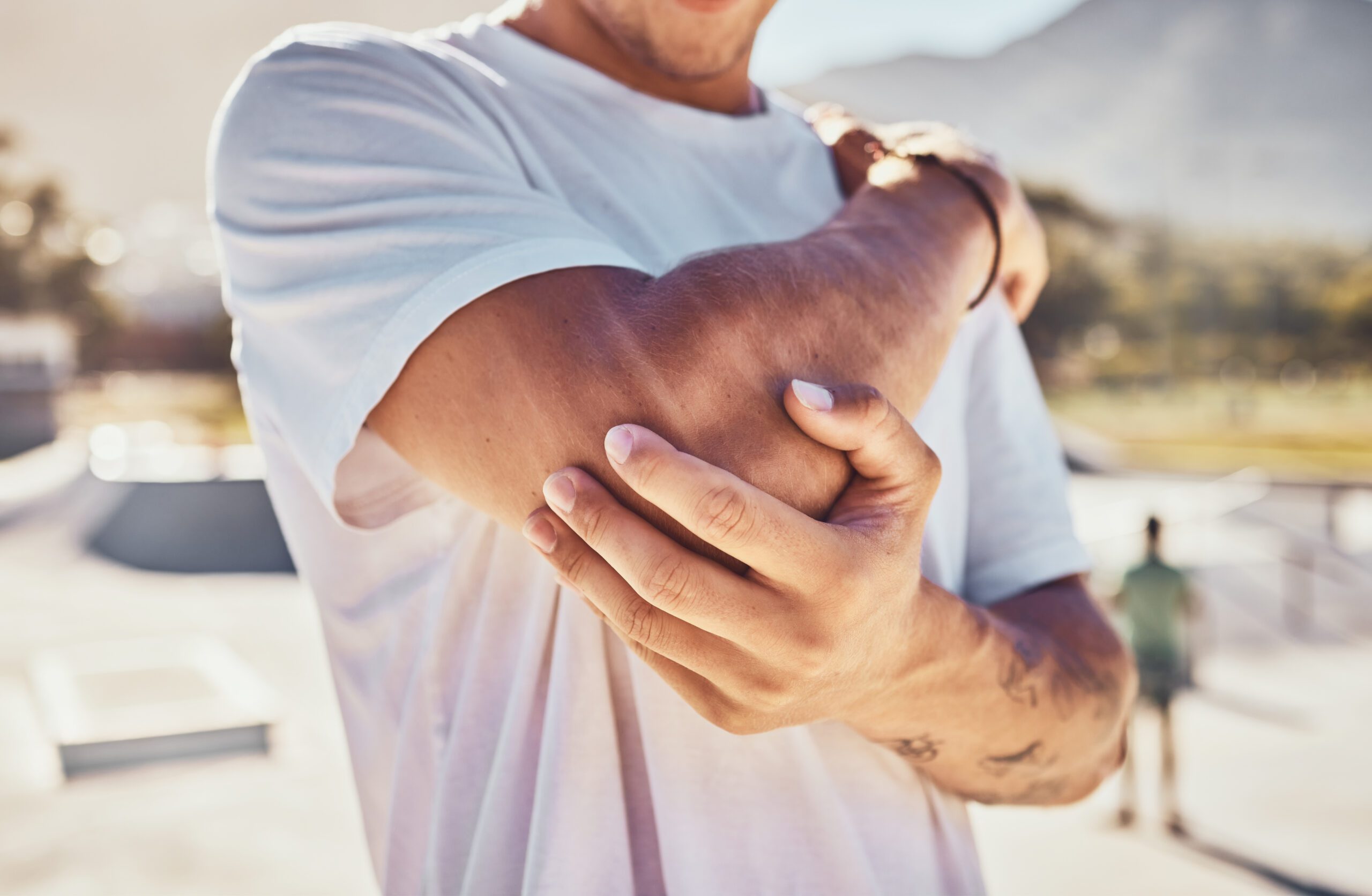 BPC-157 vs CJC-1295: Tissue vs Full-Body Recovery